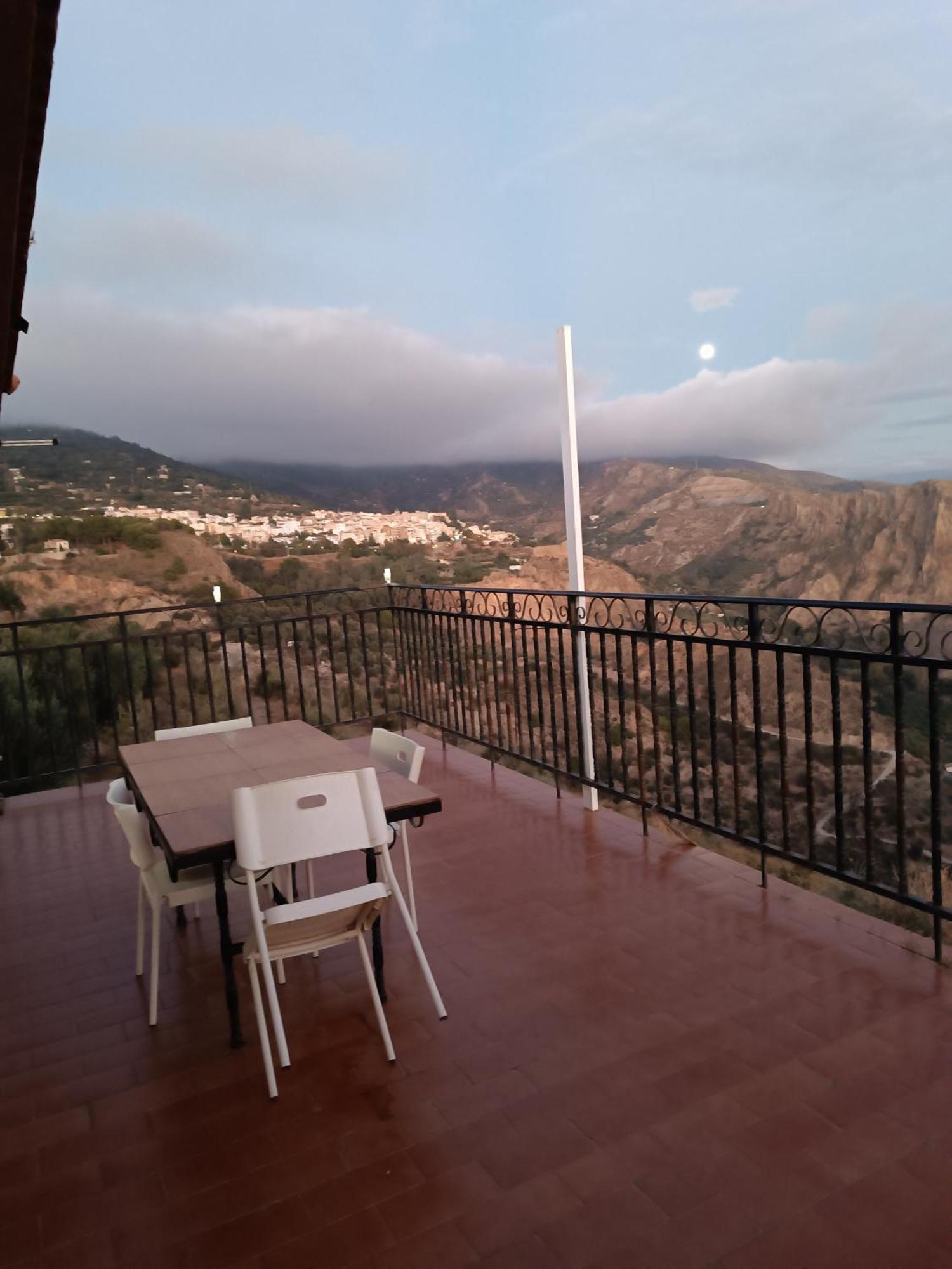 Casa Rural Chalet Venta Del Aire Cortijo Terron Lanjaron Exterior photo